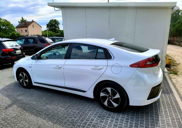 Hyundai IONIQ cena 63900 przebieg: 169000, rok produkcji 2016 z Bielsko-Biała małe 466